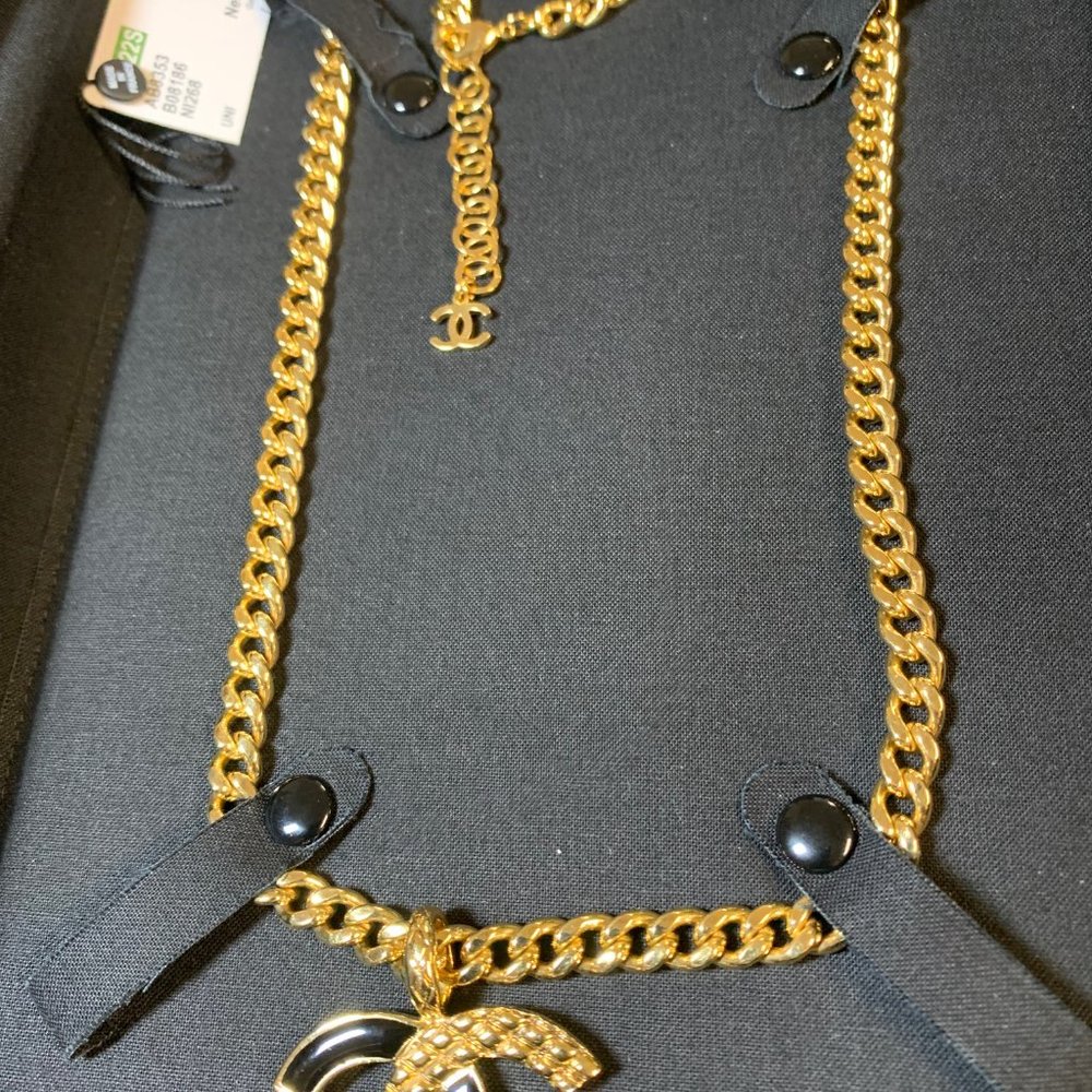 SOLD     Chanel CC Pendant Chain Necklace - Picture 12 of 14